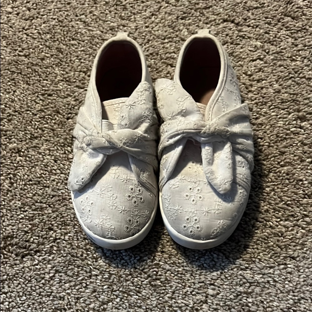 White Bow Slip-On Sneakers